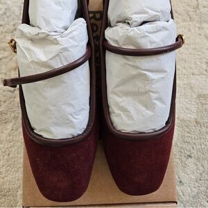 Reformation Charlie Ballet Flat Ruby Suede Size 7 NIB